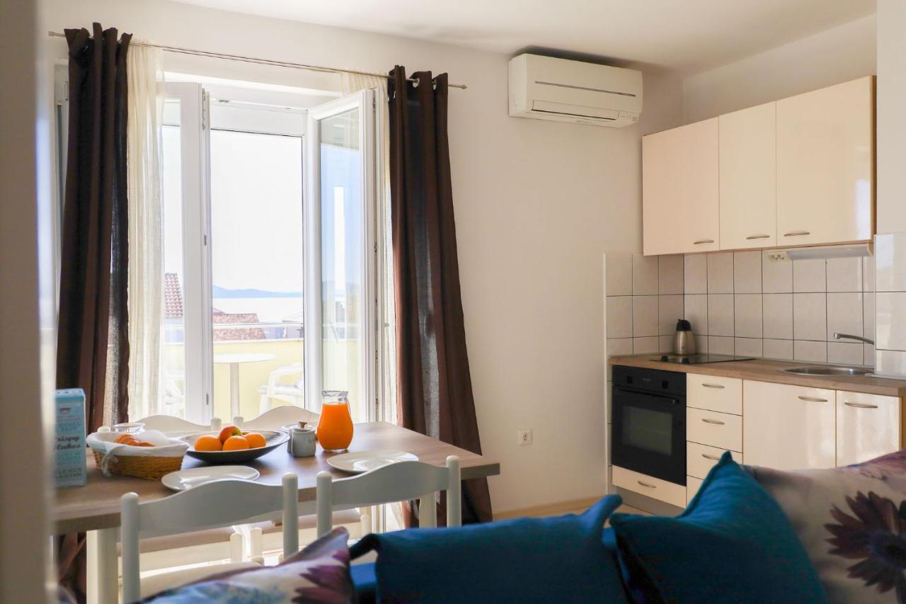 The Florens Residence Near The Beach With The Pool, Bbq And Kids Playground, Zadar Diklo Esterno foto
