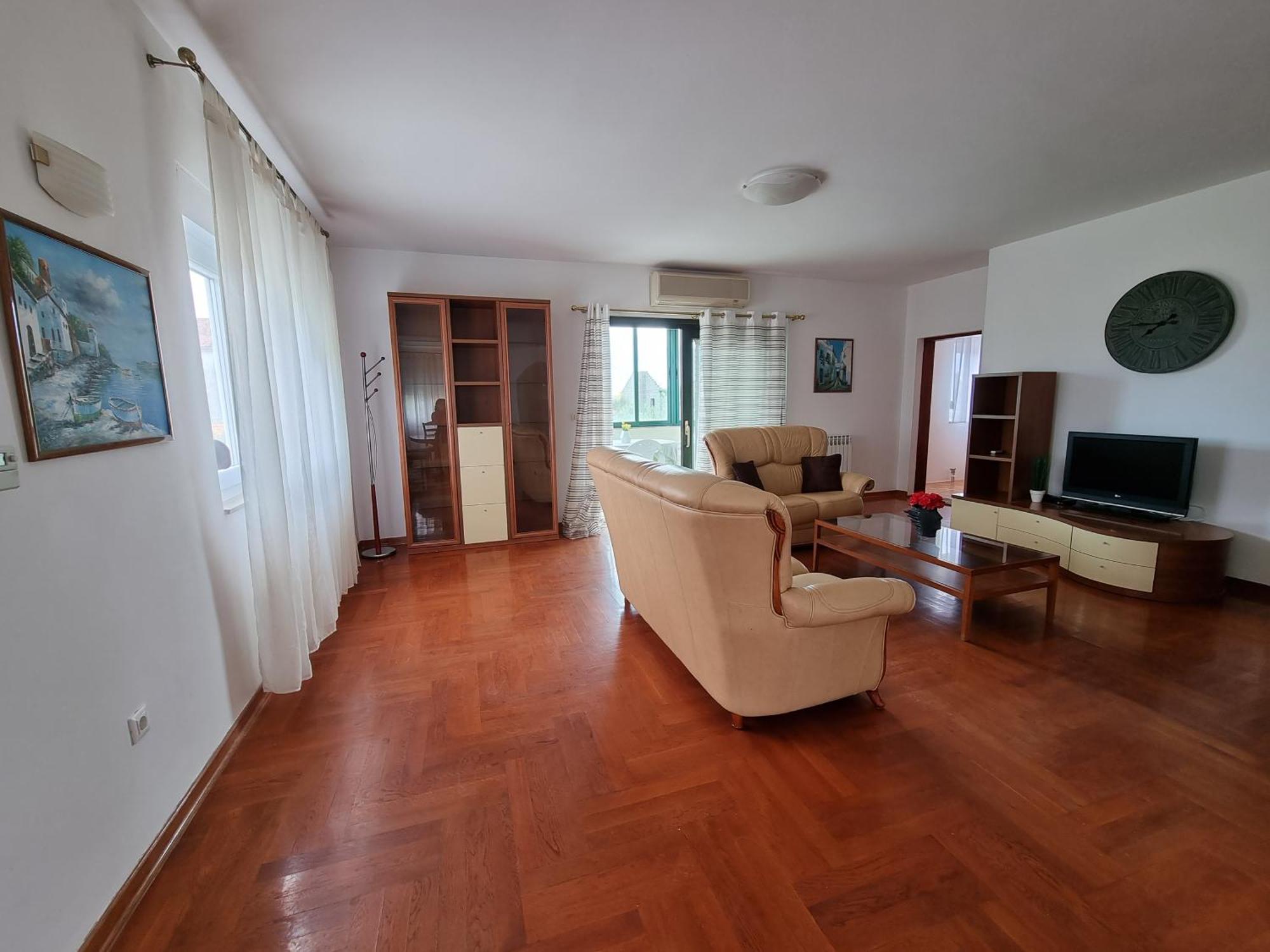 The Florens Residence Near The Beach With The Pool, Bbq And Kids Playground, Zadar Diklo Camera foto